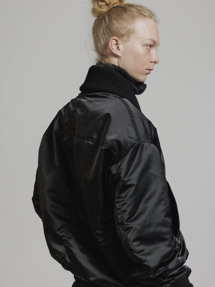 
                  
                    WATER-REPELLENT NYLON BOMBER JACKET
                  
                