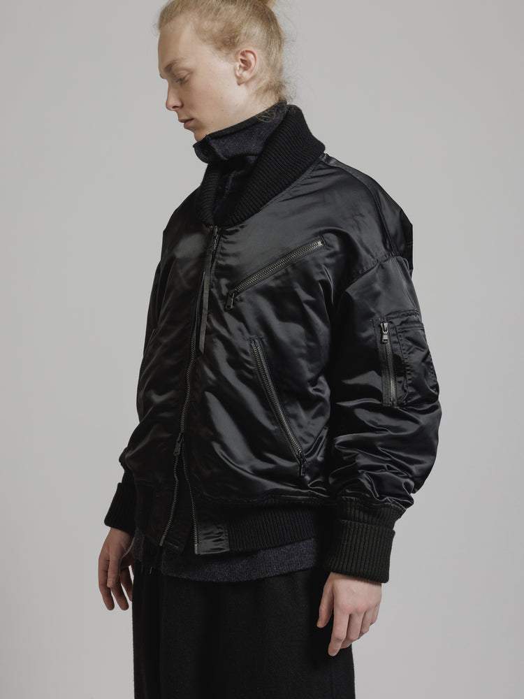 
                  
                    WATER-REPELLENT NYLON BOMBER JACKET
                  
                