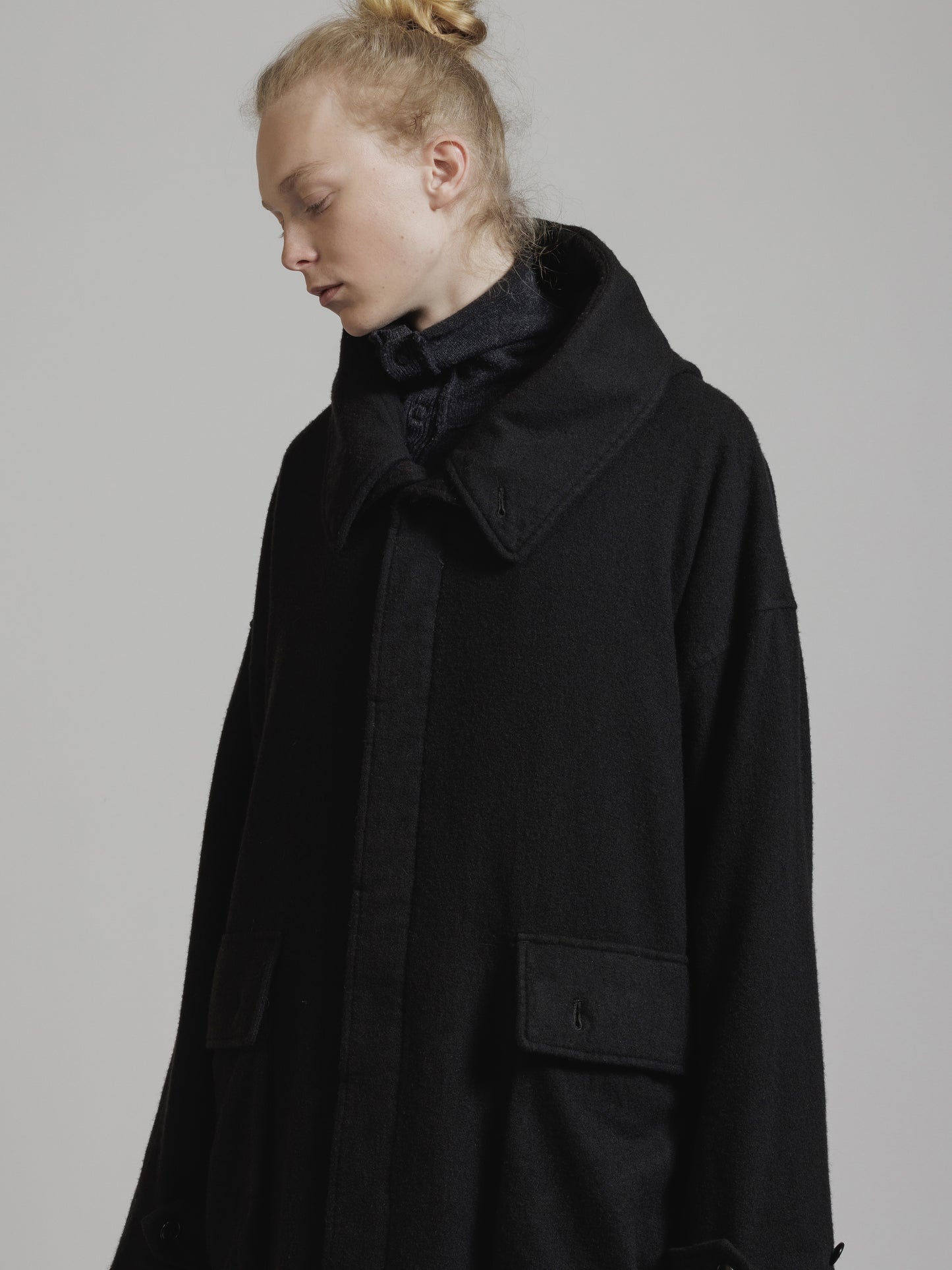 
                  
                    OBJECT DYE WOOL HOODED COAT
                  
                