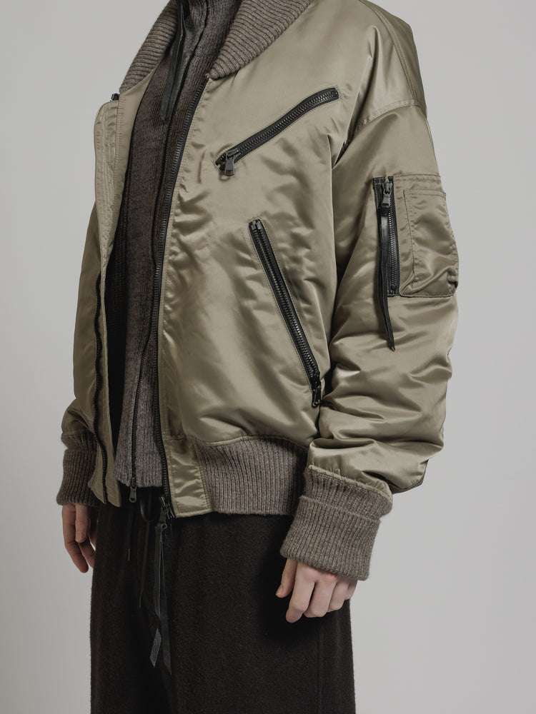 
                  
                    WATER-REPELLENT NYLON BOMBER JACKET
                  
                