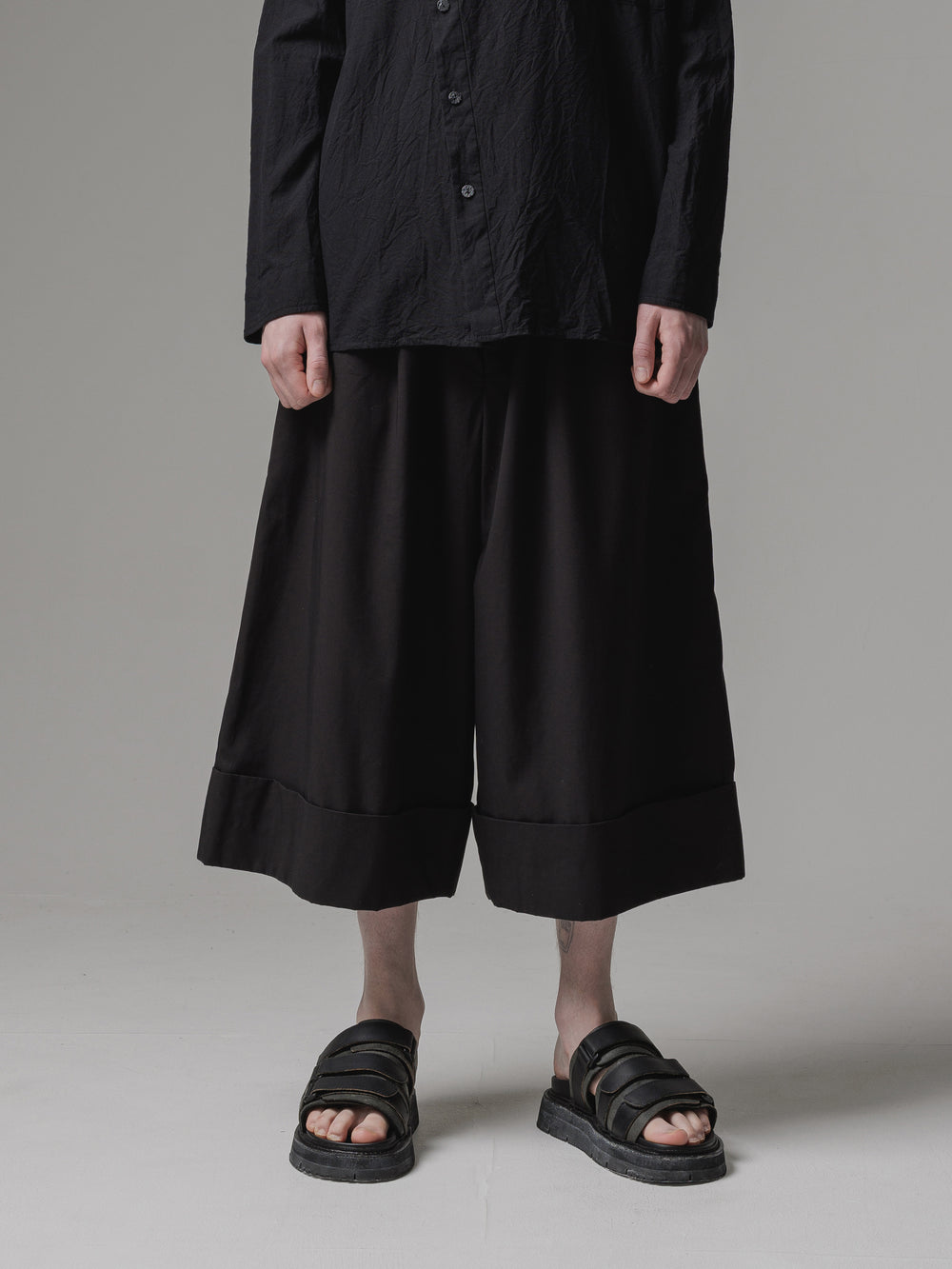 [ISO] cotton gabardine baggy cropped trousers