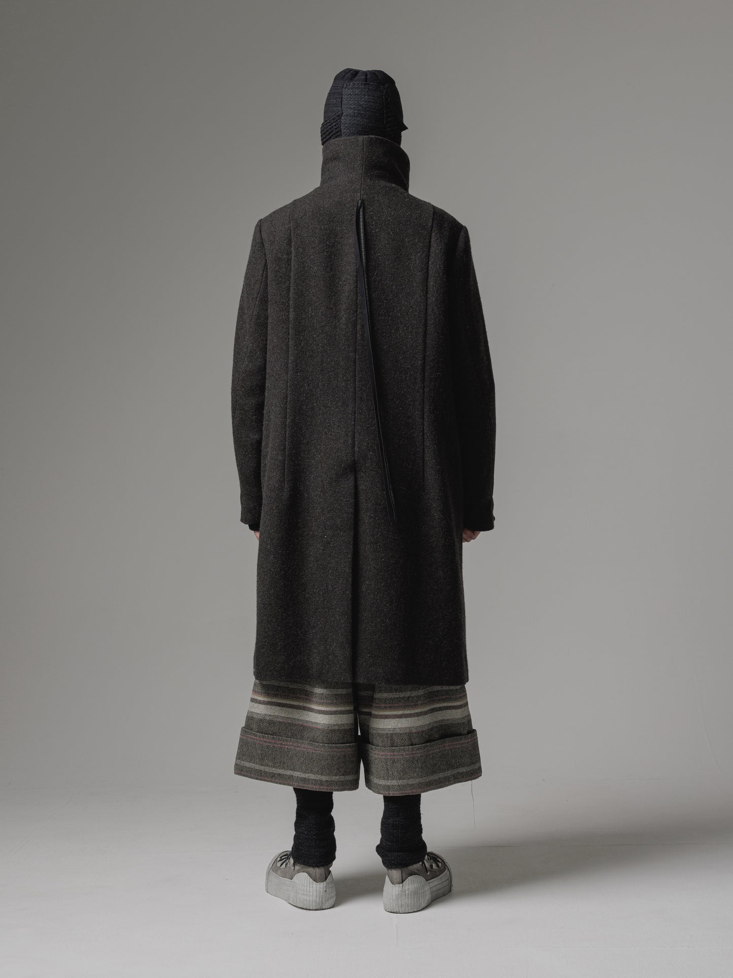 
                  
                    [ISO] wool kersey high neck coat
                  
                