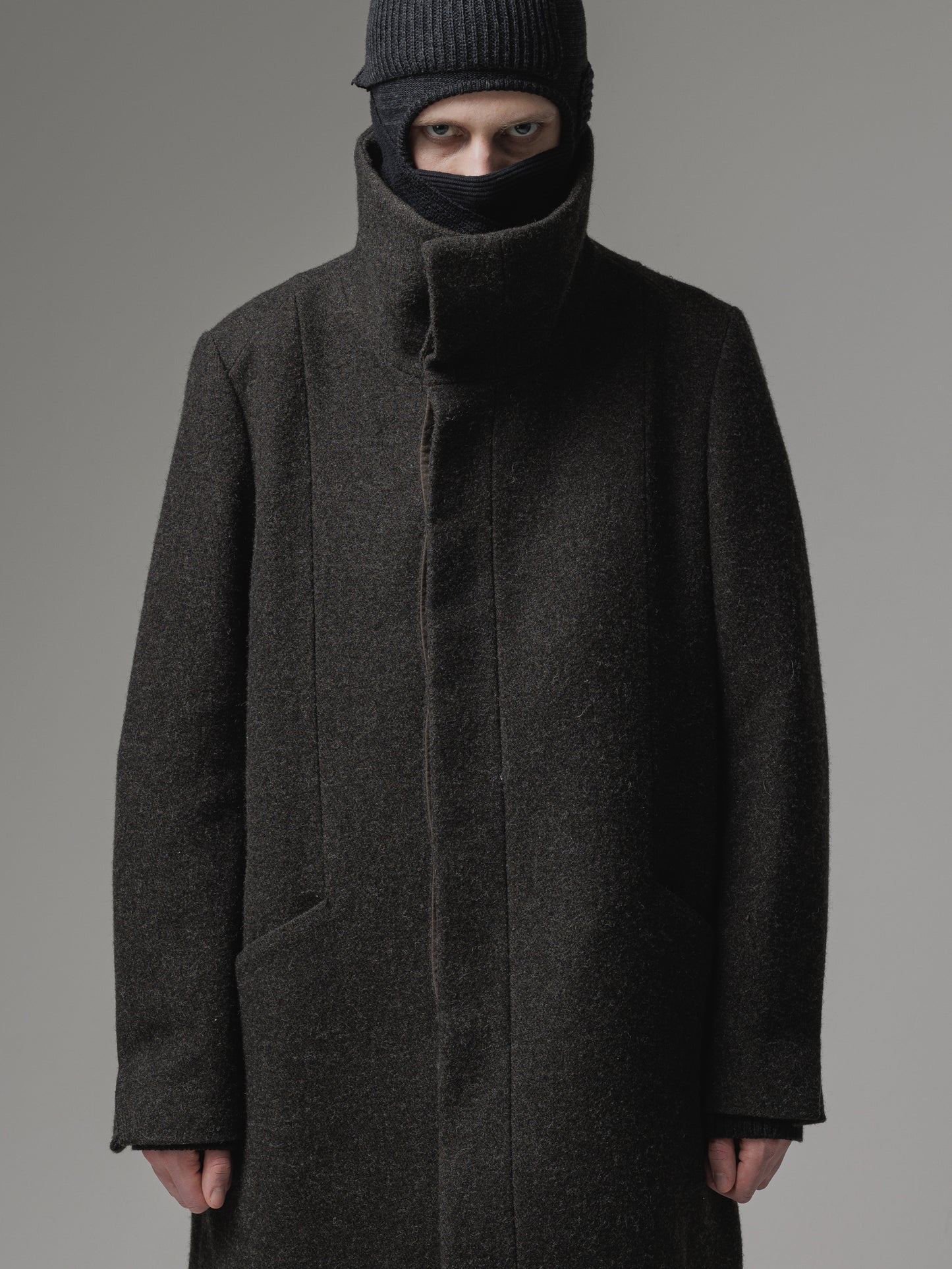 
                  
                    [ISO] wool kersey high neck coat
                  
                