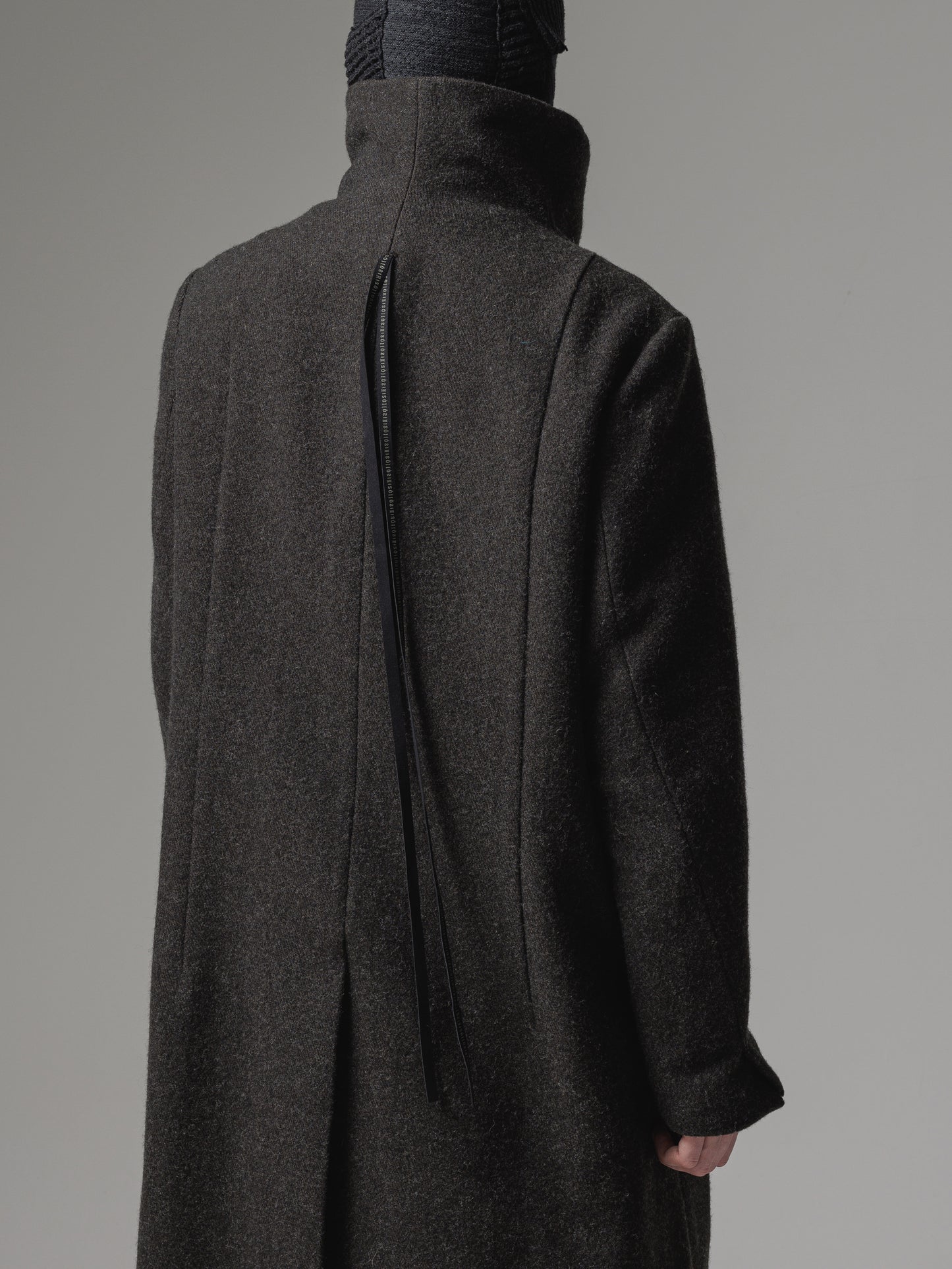 
                  
                    [ISO] wool kersey high neck coat
                  
                