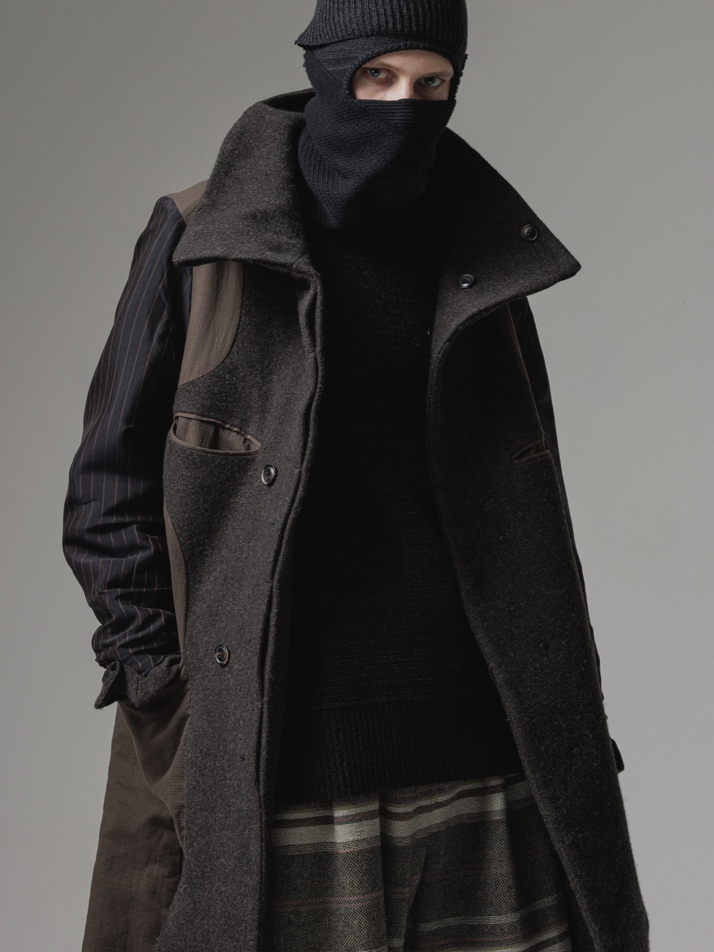 
                  
                    [ISO] wool kersey high neck coat
                  
                