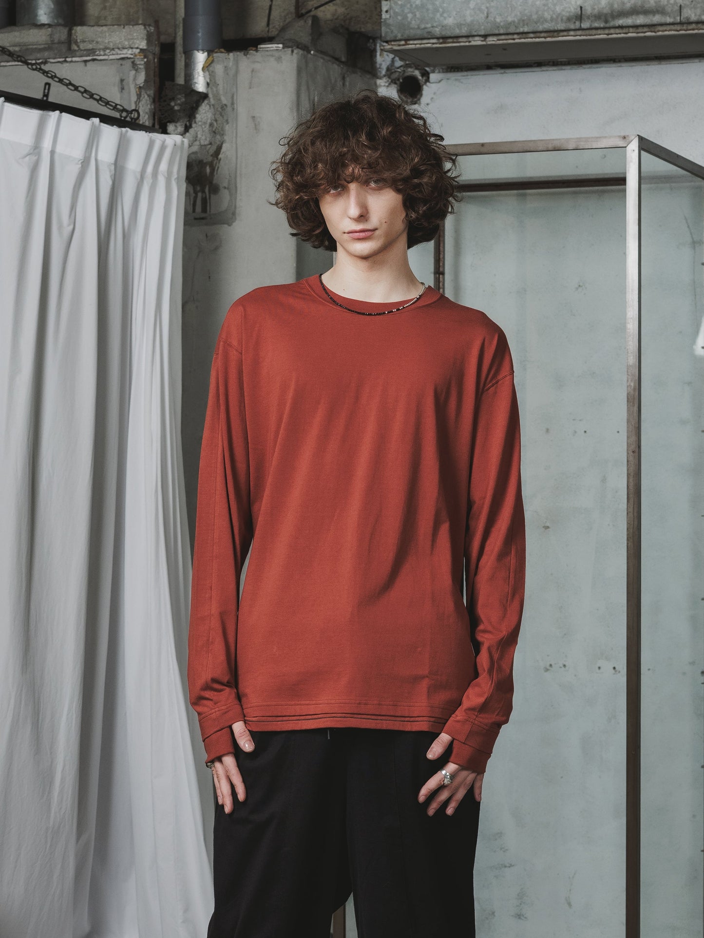 
                  
                    EXCLUSIVE LAYERED LONG SLEEVE T-SHIRTS
                  
                