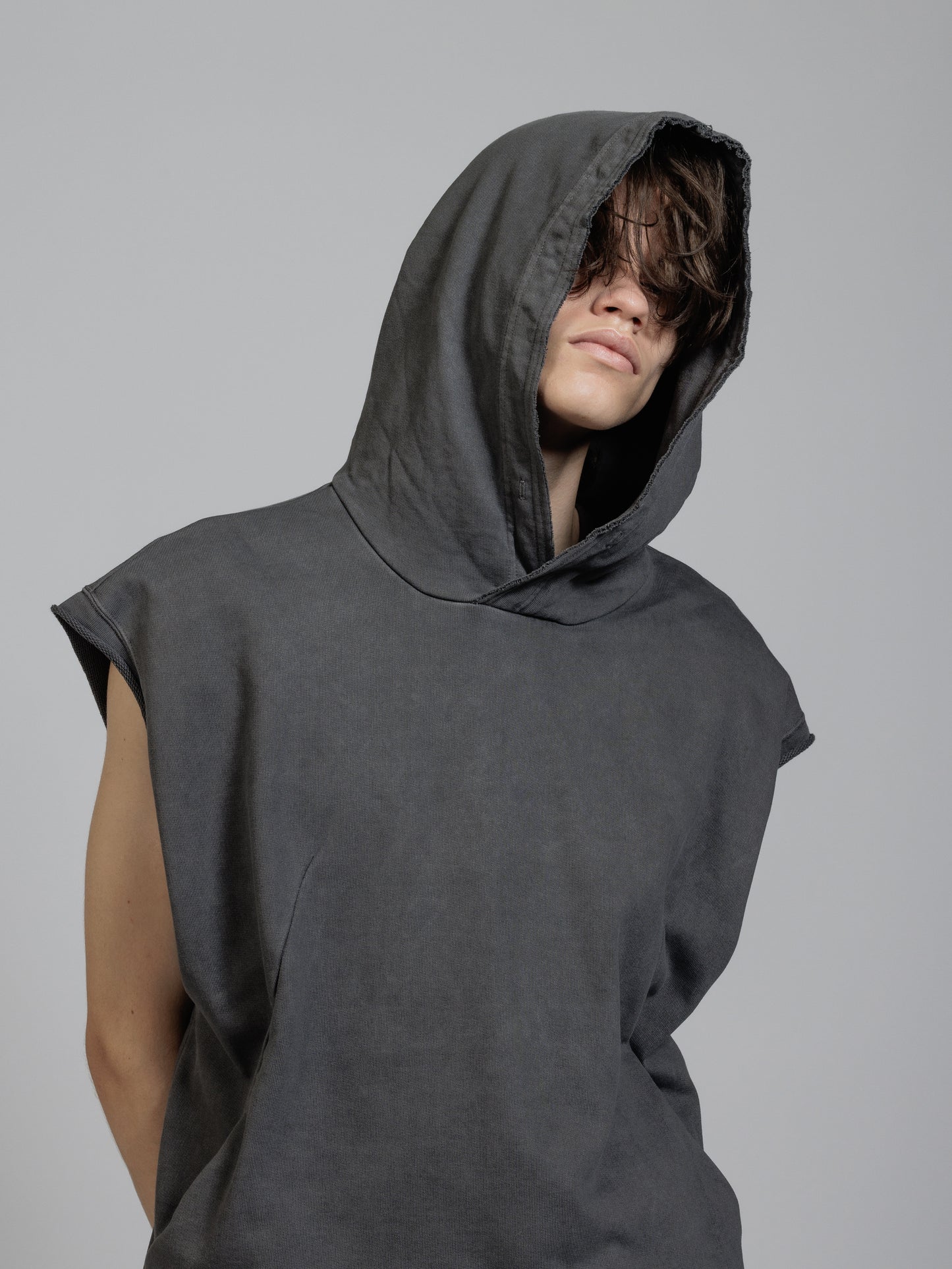 
                  
                    Sweat sleeveless hoodie
                  
                