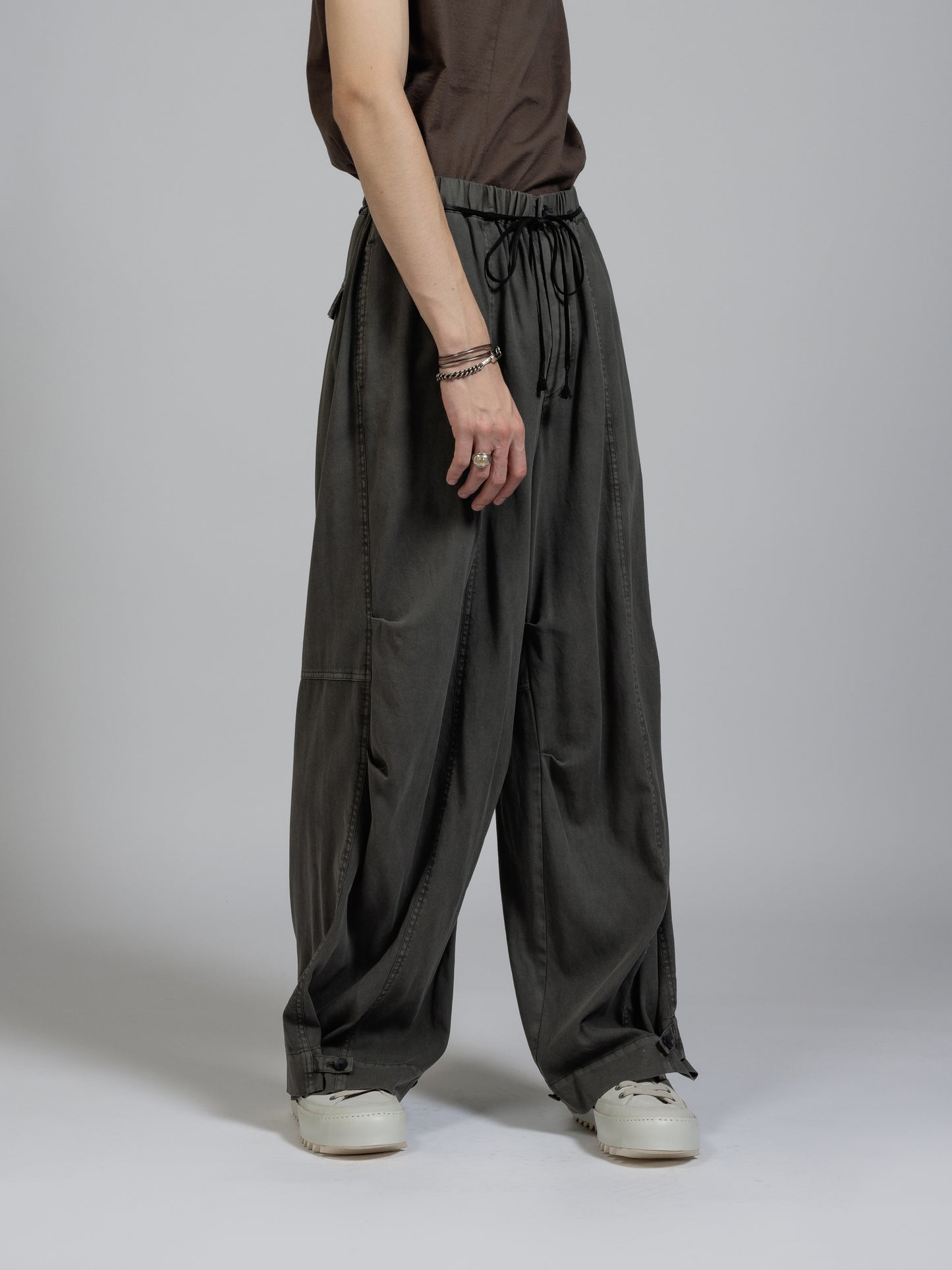 
                  
                    Twill object dyed wide trousers
                  
                