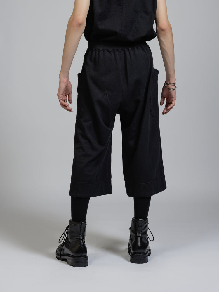 
                  
                    Sweat cropped wide-pants
                  
                