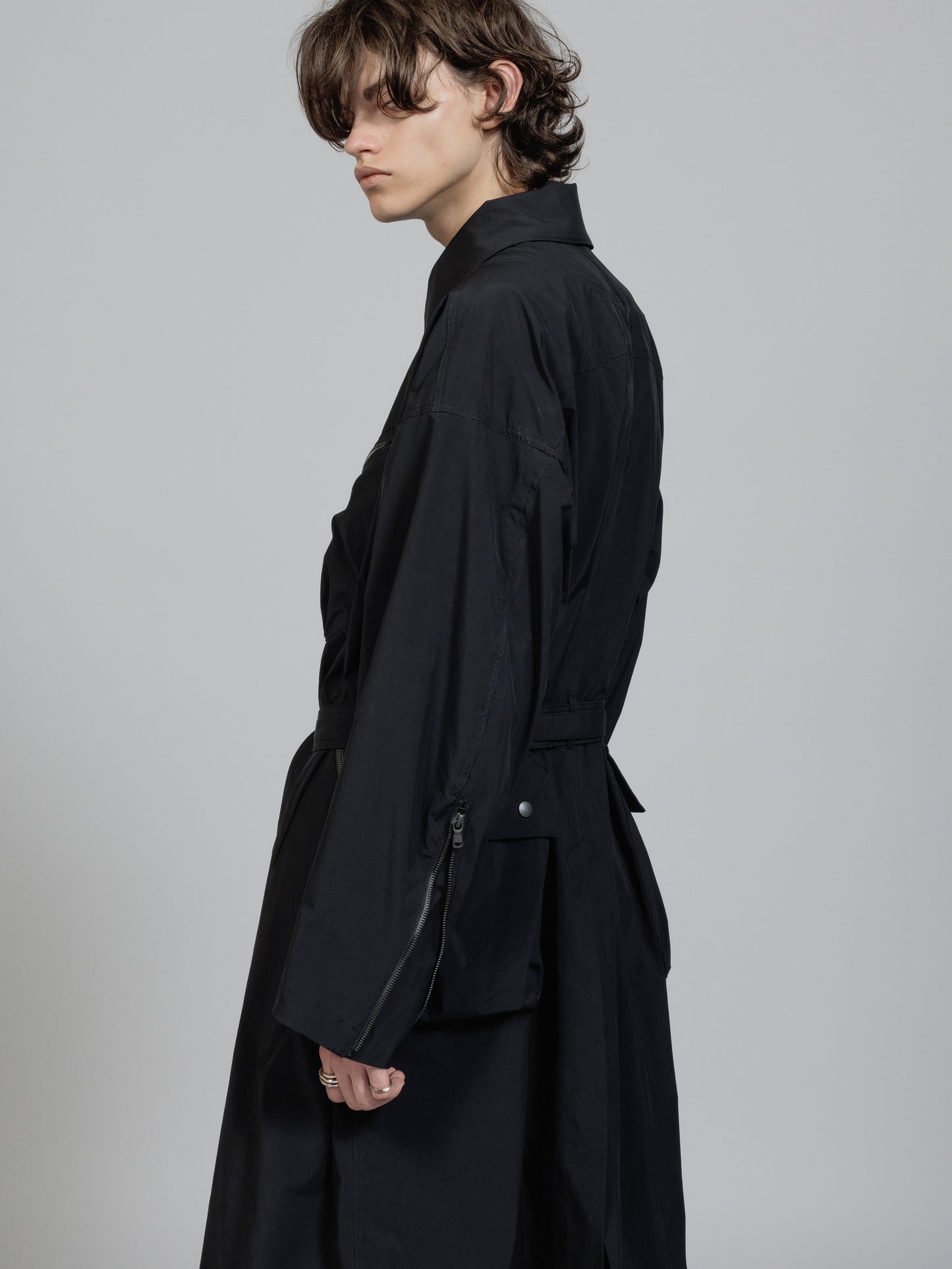 
                  
                    Water-repellent coat
                  
                