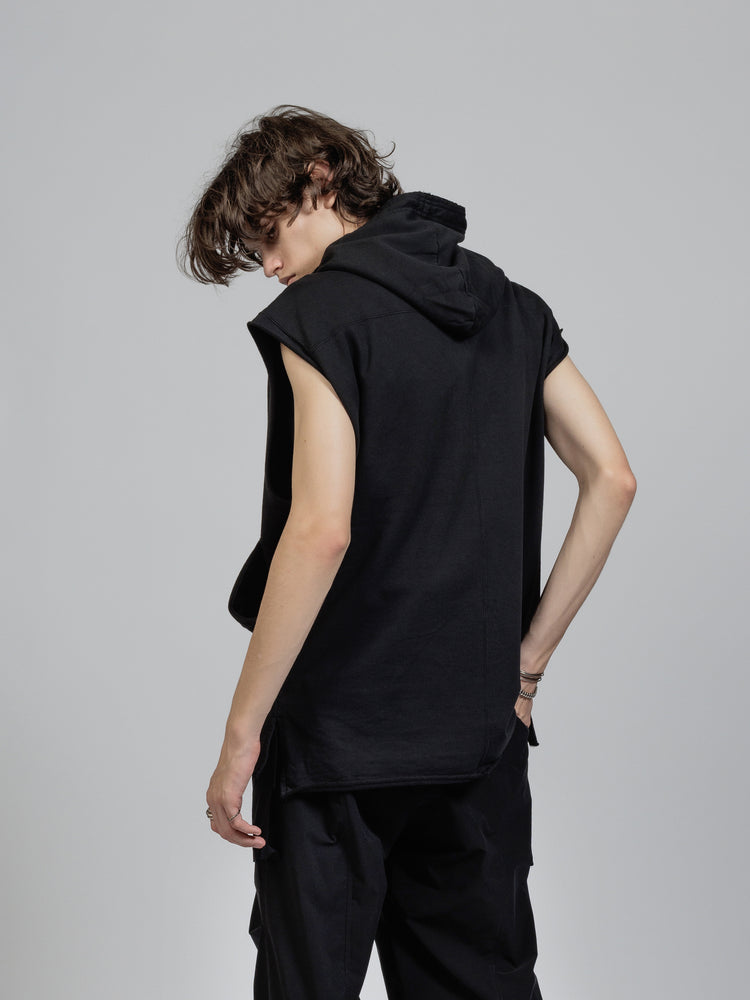 
                  
                    Sweat sleeveless hoodie
                  
                