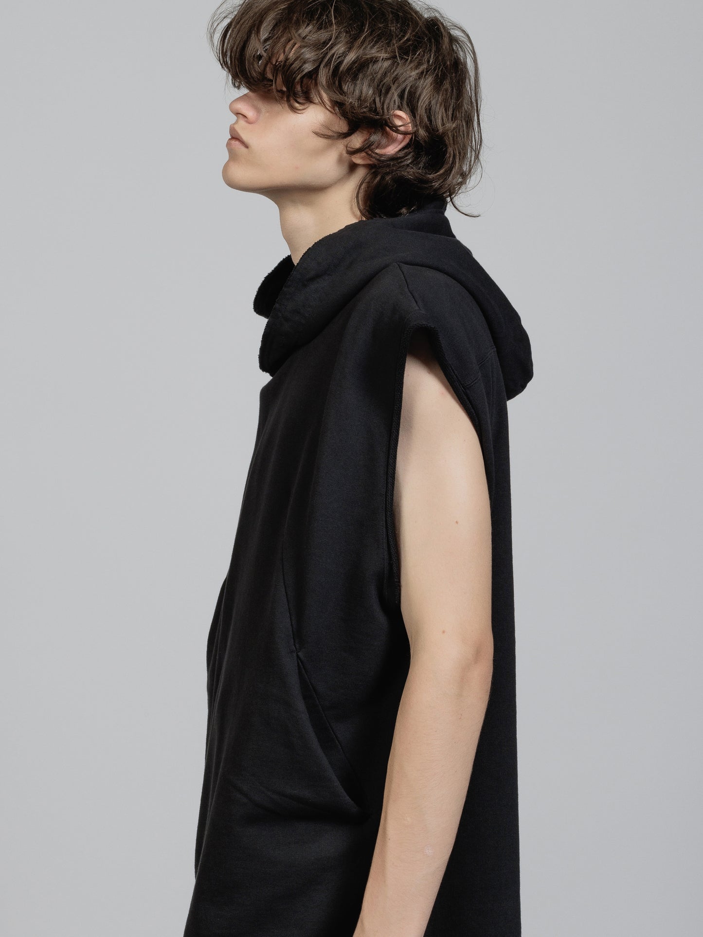 
                  
                    Sweat sleeveless hoodie
                  
                