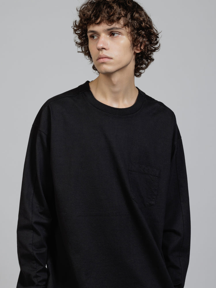 
                  
                    Object dyed pocket long sleeve T-shirt
                  
                