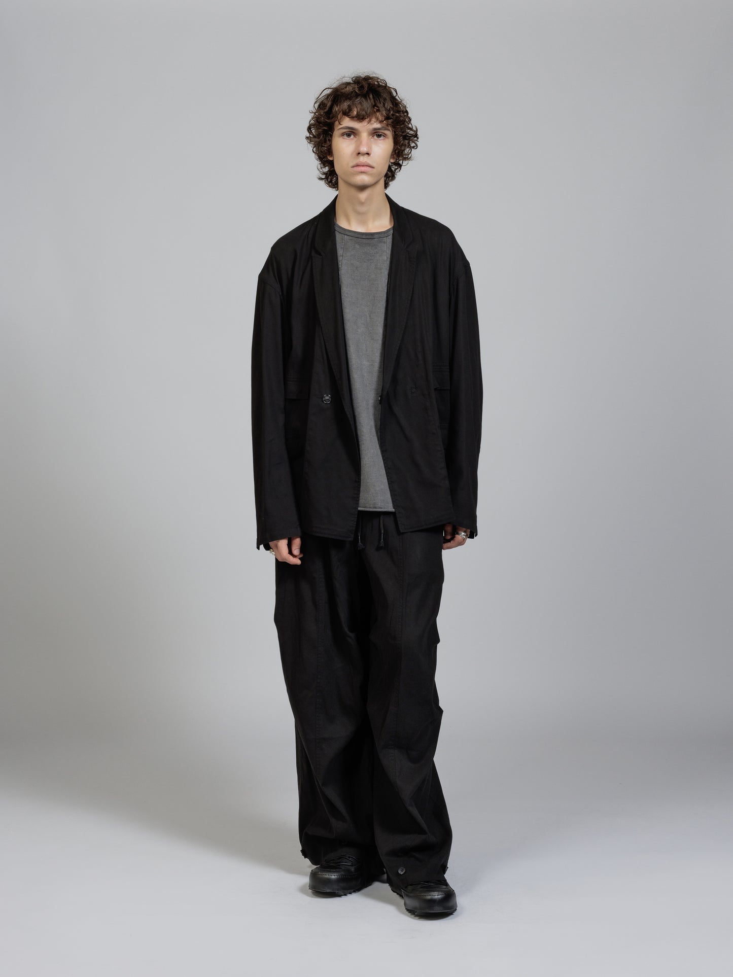 
                  
                    Twill object dyed wide trousers
                  
                