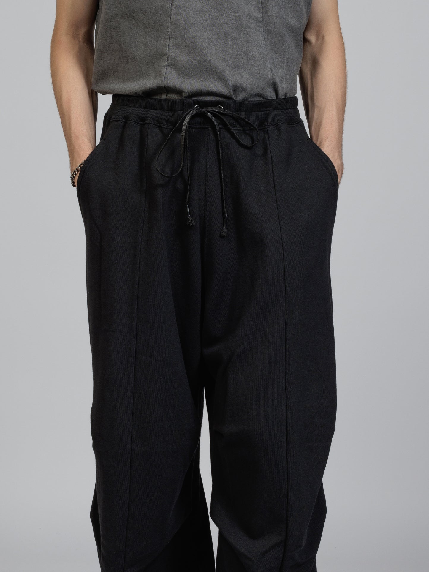 
                  
                    Sweat wide pants
                  
                