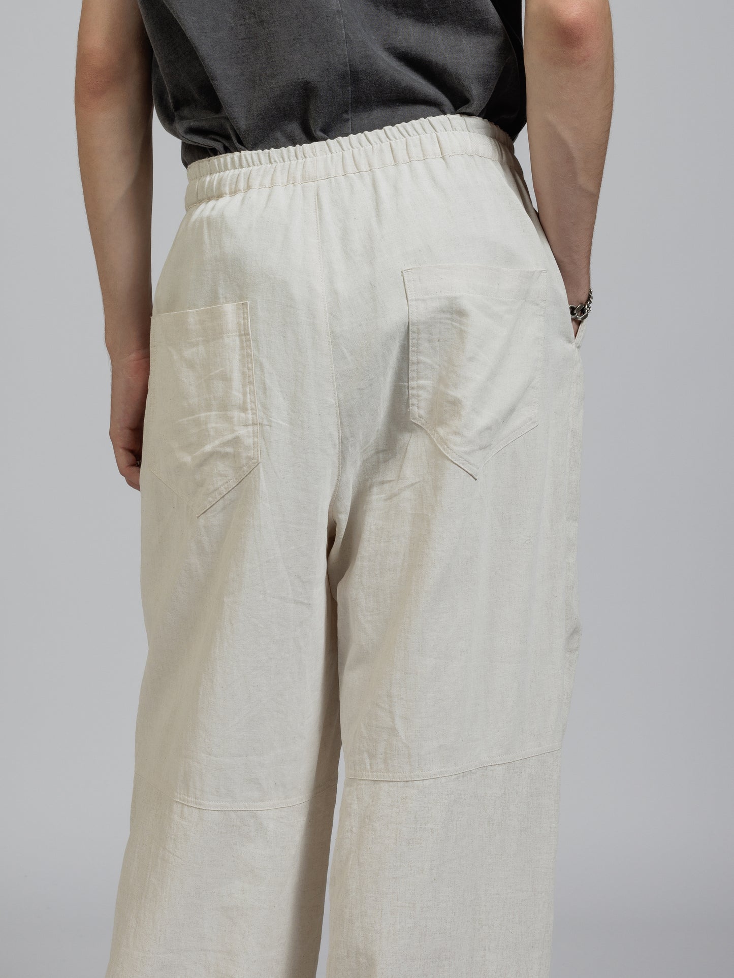 
                  
                    Pigment printed wide pants
                  
                