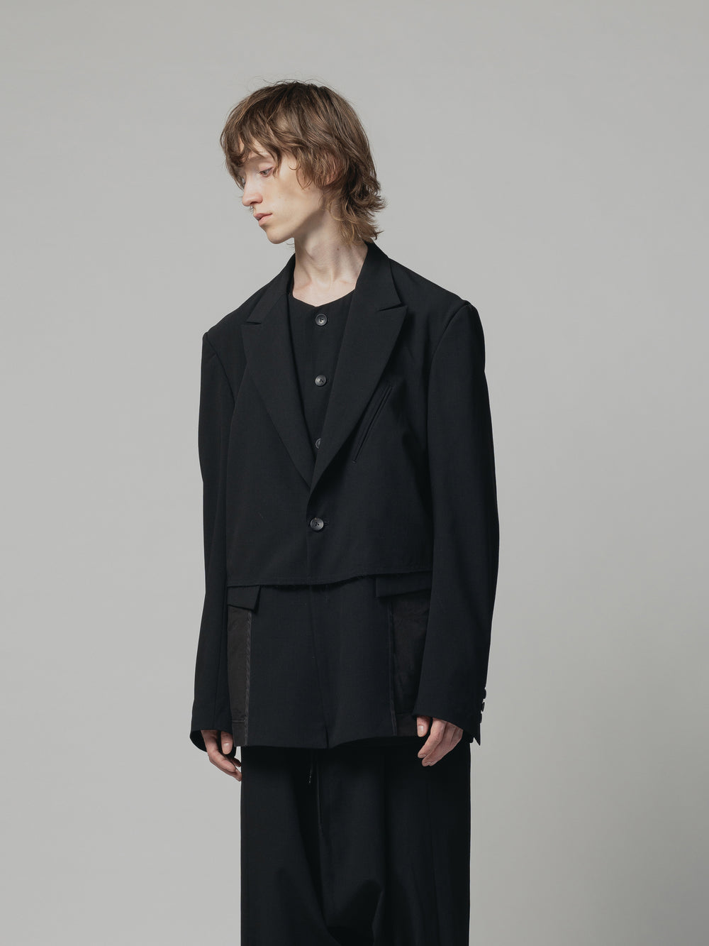 THE VIRIDI-ANNE（ザ ヴィリディアン） TVA 24SS BLACK WOOL BLAZER（ウールトロレイヤードJKT） – The  Viridi-anne