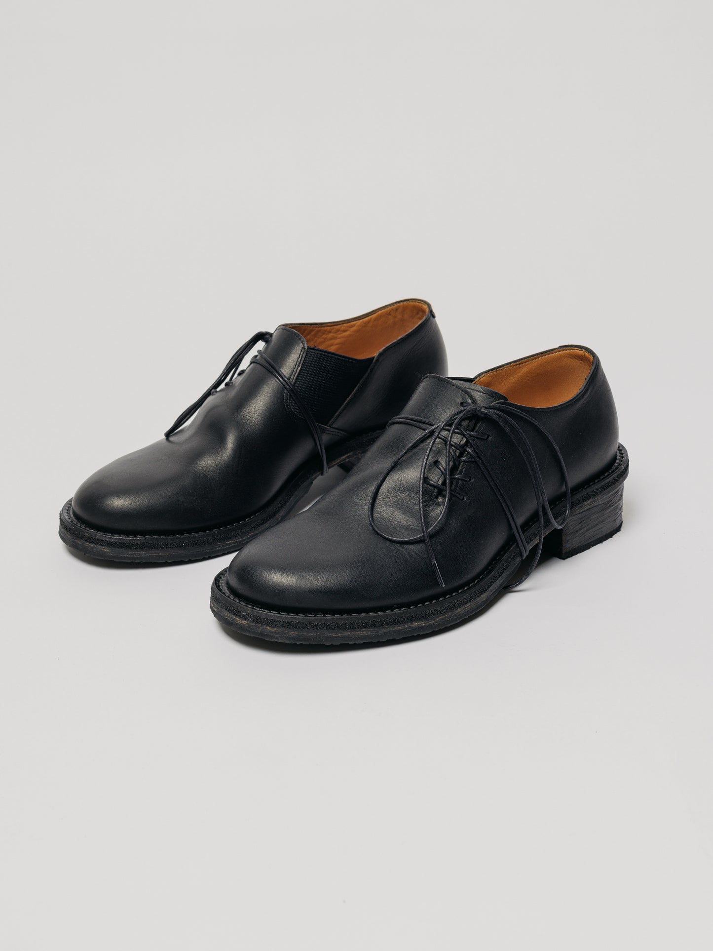 
                  
                    DIAGONAL LACE-UP DERBY SHOES
                  
                