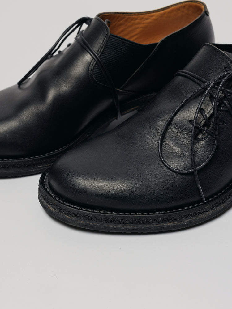 
                  
                    DIAGONAL LACE-UP DERBY SHOES
                  
                